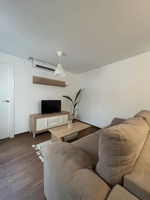 Appartement Petite California Duenas à Séville Extérieur photo