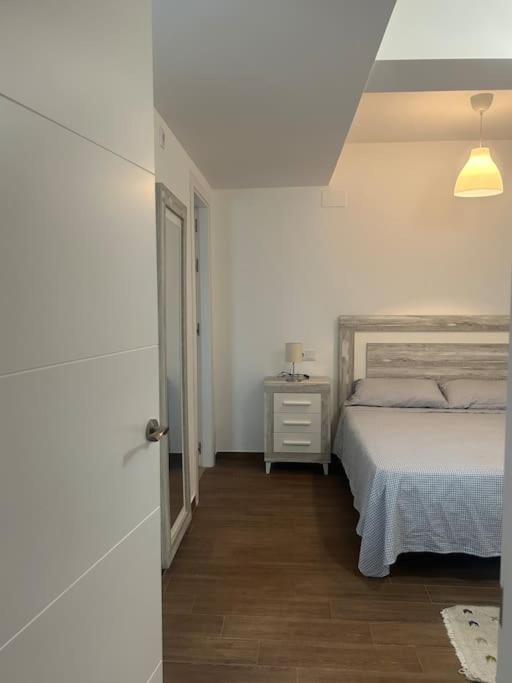Appartement Petite California Duenas à Séville Extérieur photo